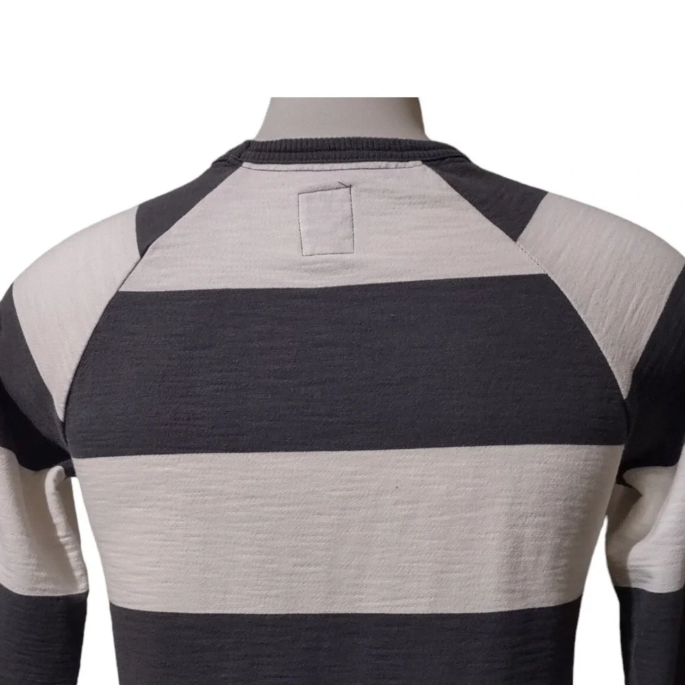 Sweatshirt Old Navy Grey White‎ Striped XL Boys 14-16 Norm Core Streetwear Retro